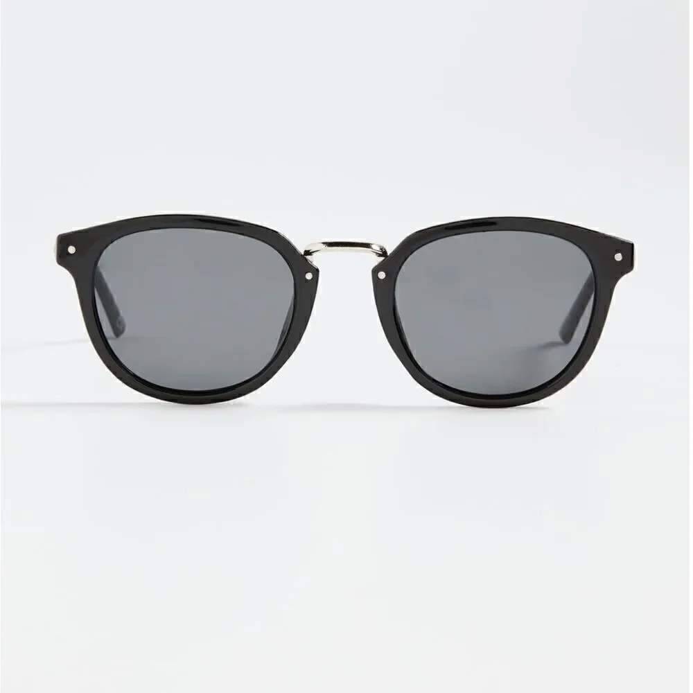 AIRE Hydra Sunglasses & Case